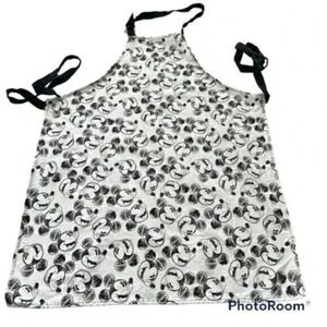 DISNEY Mickey Mouse White and Black Tie Back Contemporary Kitchen Apron